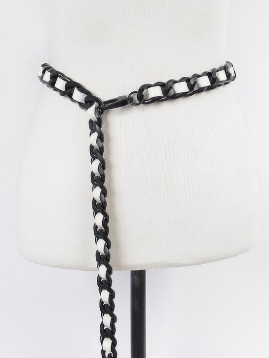 Faux Leather Oversized Chain Belt